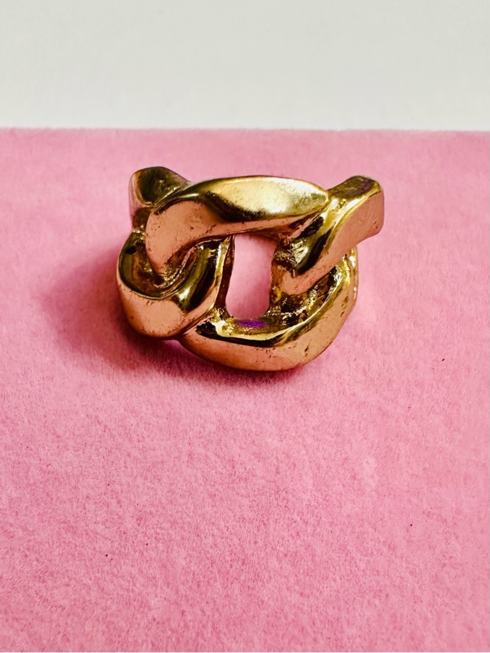Gold Tone Abstract Link Statement Ring Size 7.5